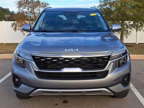 2023 Kia Seltos S
