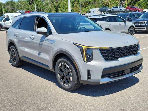 2025 Kia Sorento S