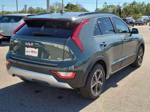 2025 Kia Niro EX