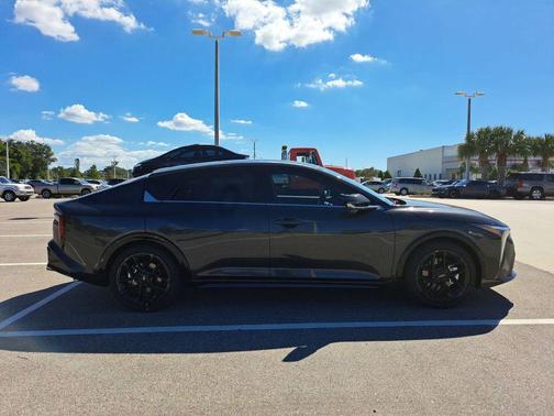 2025 Kia K4 GT-Line Turbo