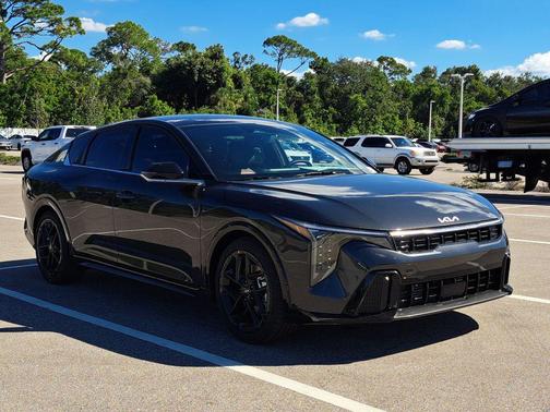 2025 Kia K4 GT-Line Turbo