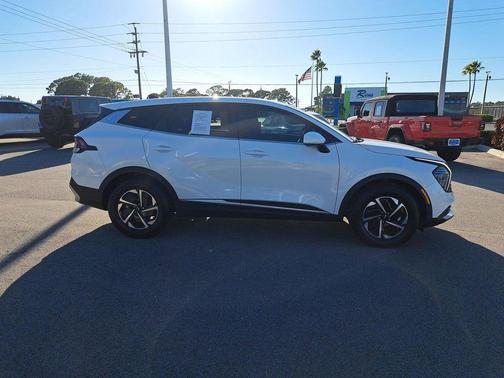 2025 Kia Sportage Hybrid LX
