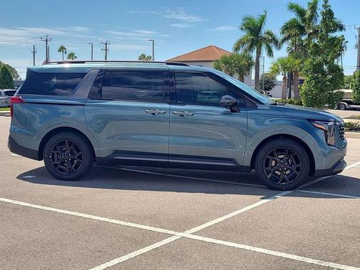 2026 Kia Carnival SX