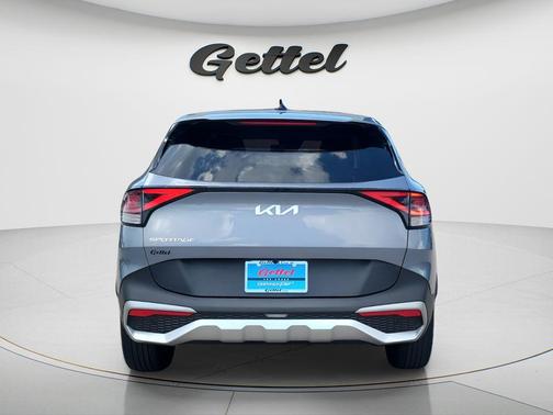 Everlasting Silver 2024 Kia Sportage EX