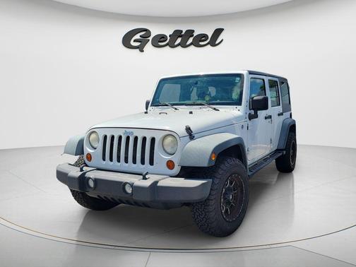 Bright White Clearcoat 2012 Jeep Wrangler Unlimited Sport