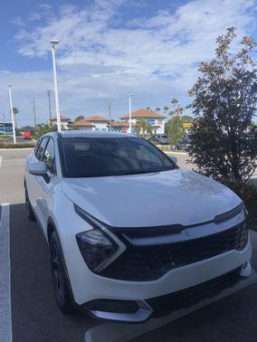 2023 Kia Sportage LX