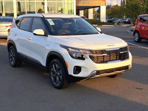 2025 Kia Seltos LX