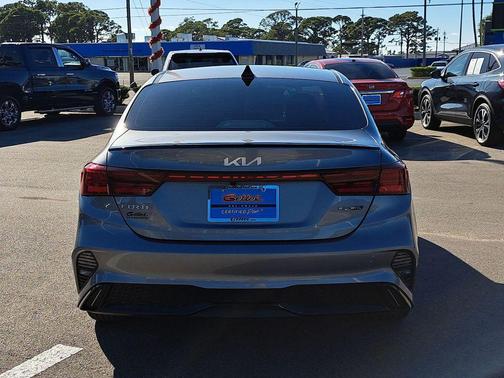 2023 Kia Forte GT-Line