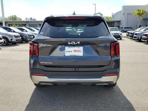 2025 Kia Sorento SX