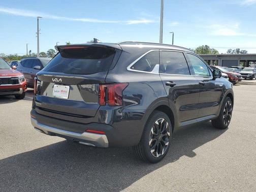 2025 Kia Sorento SX
