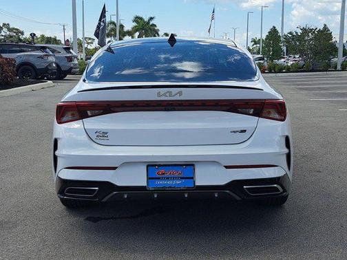 2022 Kia K5 GT-Line