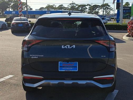 2023 Kia Sportage Hybrid LX