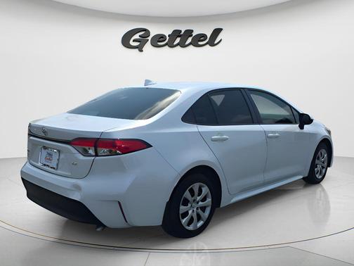 Wind Chill Pearl 2026 Toyota Corolla LE