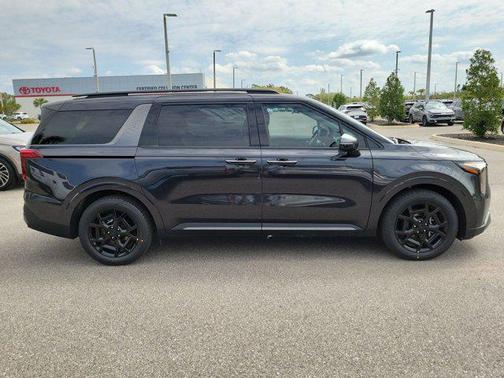2025 Kia Carnival Hybrid SX