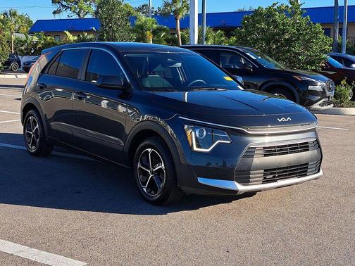 2025 Kia Niro LX