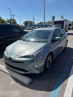 2016 Toyota Prius Three Touring