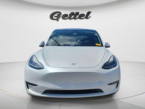 Pearl White Multi-Coat 2021 Tesla Model Y Long Range Dual Motor All-Wheel Drive