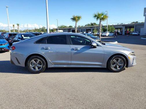 2021 Kia K5 LXS