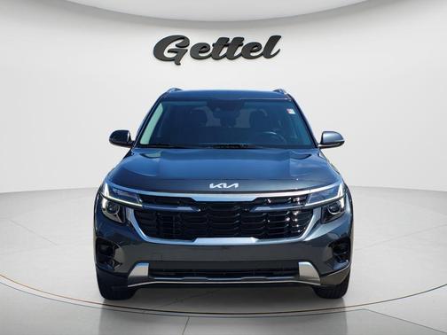 Gravity Gray 2024 Kia Seltos S
