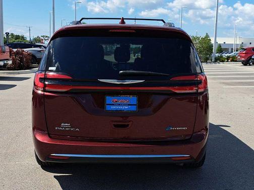 2021 Chrysler Pacifica Hybrid Limited