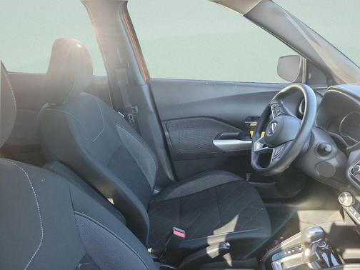 2019 Nissan Kicks SV