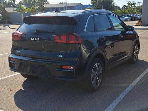 2022 Kia Niro EV EX