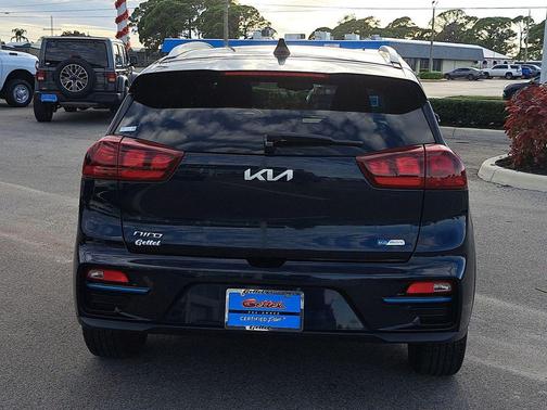 2022 Kia Niro EV EX