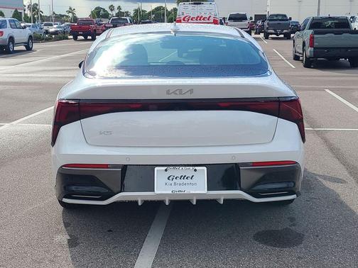 2026 Kia K5 LXS