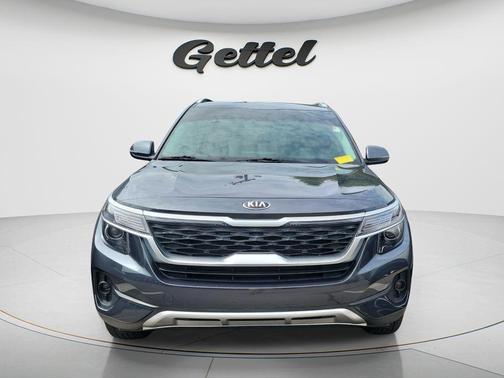 Gravity Gray 2021 Kia Seltos EX