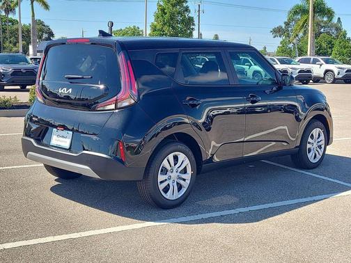 2025 Kia Soul LX