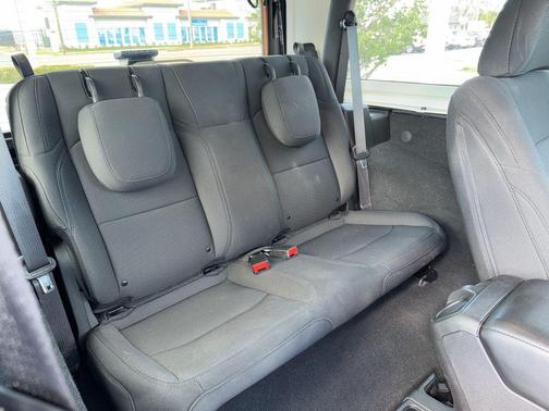 2022 Jeep Wrangler Sport S