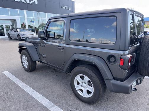 2022 Jeep Wrangler Sport S