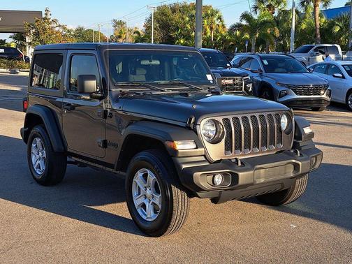 2022 Jeep Wrangler Sport S
