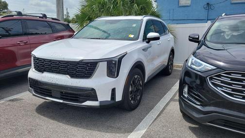 Glacial White Pearl 2024 Kia Sorento S