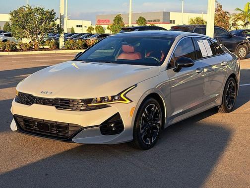 2024 Kia K5 GT-Line