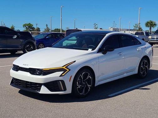 2025 Kia K5 GT-Line