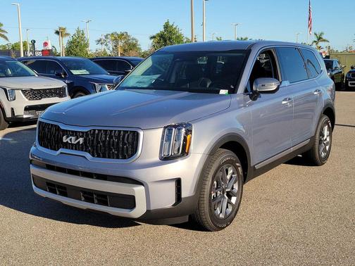 2025 Kia Telluride LX
