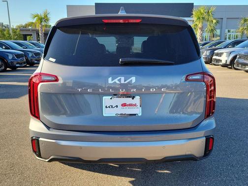 2025 Kia Telluride LX