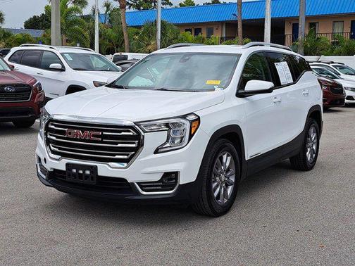 2024 GMC Terrain SLT