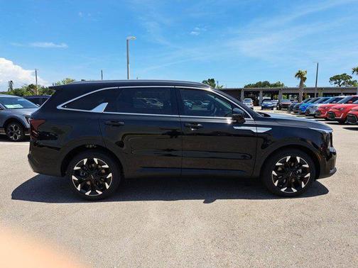 2025 Kia Sorento EX