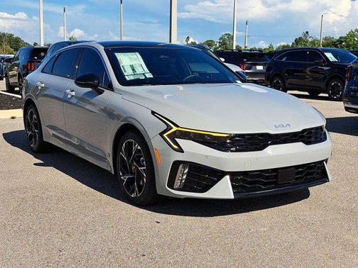 2025 Kia K5 GT-Line