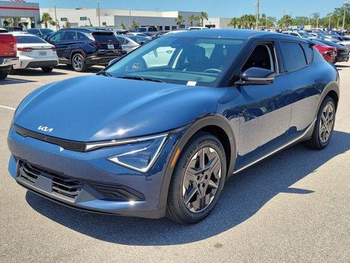 2025 Kia EV6 Light Long Range
