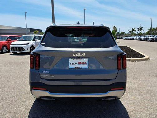 2025 Kia Sorento EX