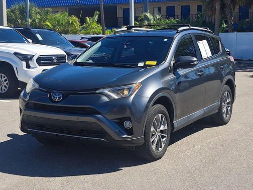 2018 Toyota RAV4 Hybrid XLE