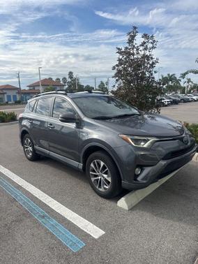 2018 Toyota RAV4 Hybrid XLE