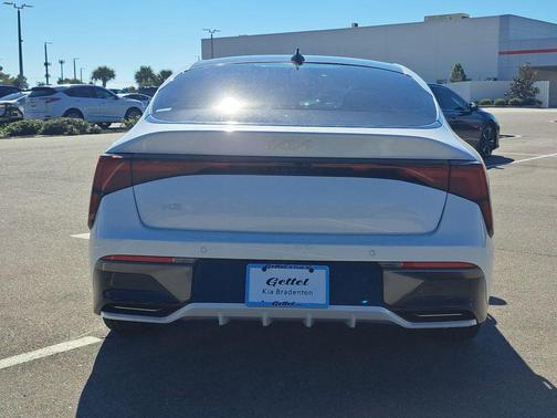 2026 Kia K5 EX