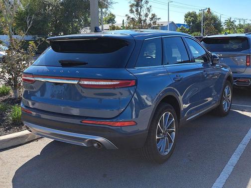 2024 Lincoln Corsair Premiere