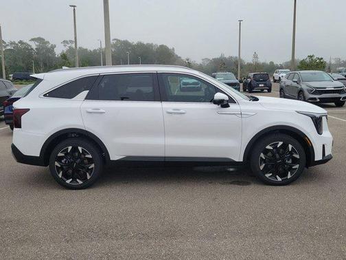 2025 Kia Sorento SX