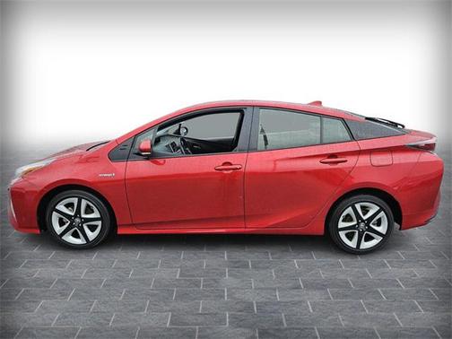 2016 Toyota Prius Three Touring