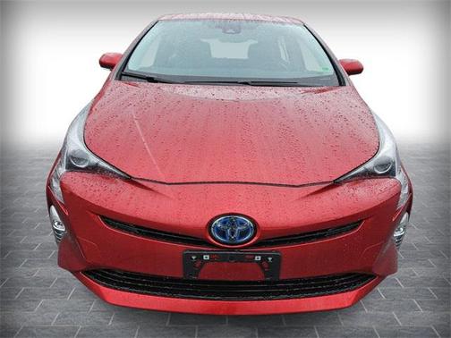 2016 Toyota Prius Three Touring